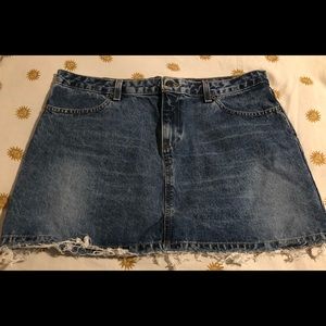 Denim ~ Short Jean Skirt. Great for any wardrobe!!!